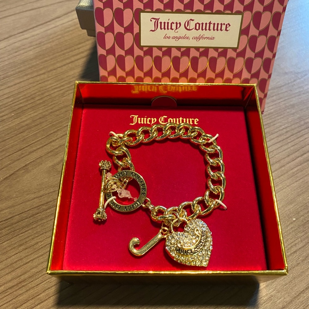 Juicy Couture Gold Chain Bracelet with Heart Charm - Picture 2 of 2